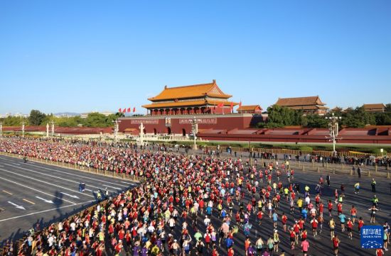 夏天不开空调开车真的能省油吗？