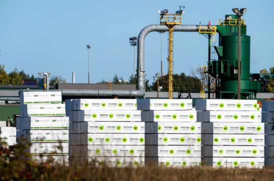 卡尼明确拒绝软木材行业提出的“救命钱”请求，担心会激怒美国