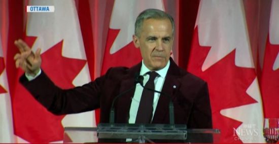 加拿大最新民调：卡尼的个人支持率下滑，选民分裂！