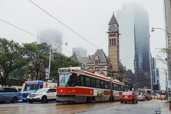 想离开加拿大的富人很多，真走的却不多，原因不止一个