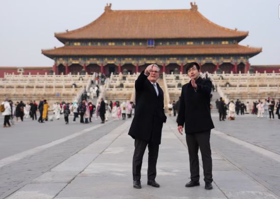 中英达成新协议：英国公民赴华正式免签30天，加拿大还在等