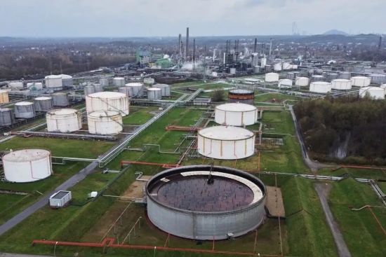 原油价格或飙至每桶200美元 加拿大等32国紧急释放4亿桶战略储备