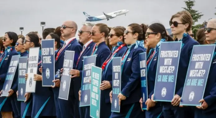 加拿大西捷航空4,400名空服员正式罢工　每日逾600航班受冲击