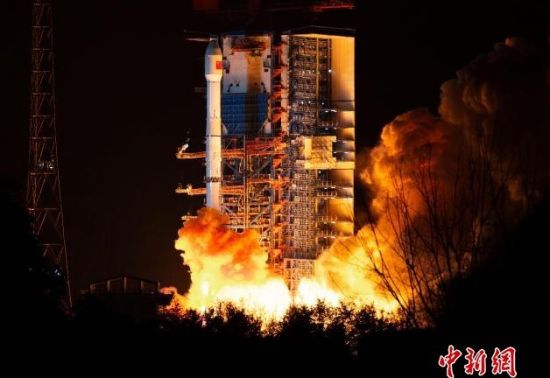 中国长征系列运载火箭创“一日三发”新纪录