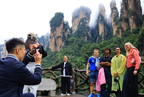 中国国庆假期一线看旅游市场活力“三重奏”