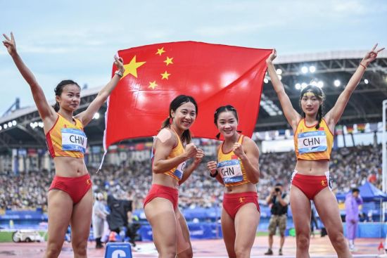 田径项目收官 中国队夺得男、女4X100米接力冠军