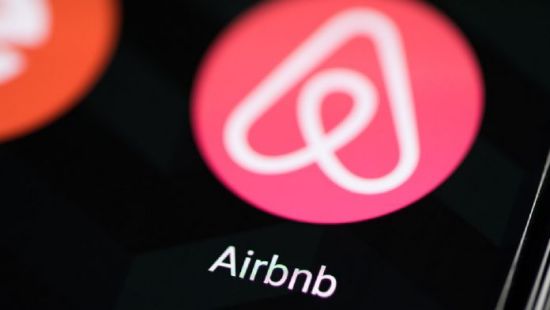Airbnb将禁止安省所有房源举办跨年派对！