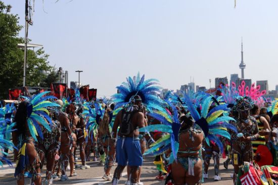 多伦多加勒比嘉年华大游行周六启动!