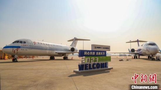 中国商飞首批2架ARJ21客改货飞机交付用户 即将投入航空货运