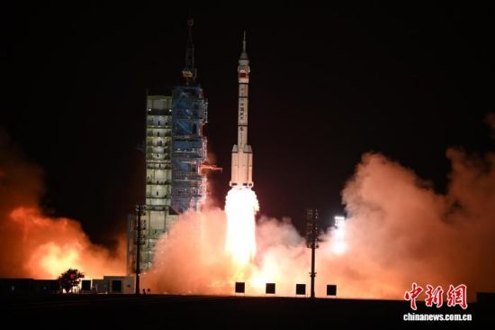 神二十三任务新亮点：港人飞天、太空“种稻”、飞船舷窗升级