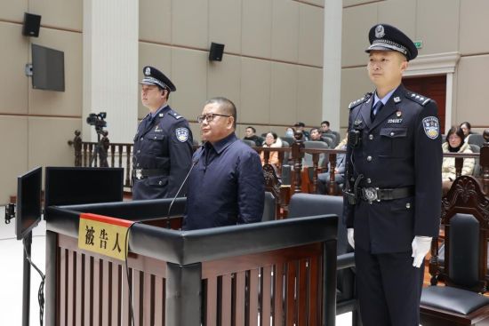 中国河南省政法委原书记甘荣坤受贿案一审宣判