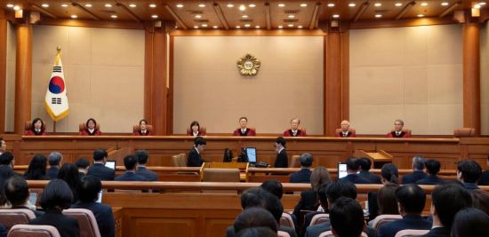 尹锡悦被罢免，韩国政局将走向何方？