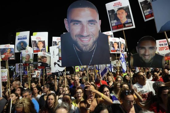 以色列与哈马斯谈判在即 欧洲数十万民众声援巴勒斯坦