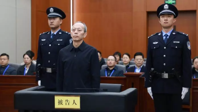 中国前国家体育总局局长苟仲文受贿2.36亿判死缓